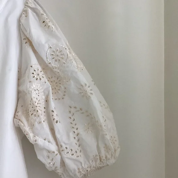 Moon River Dress Womens
Medium Ivory Embroidered Eyelet Puff Sleeves Feminine - Picture 5 of 14